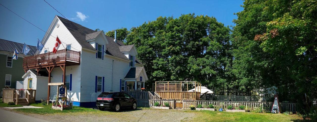 Pleasant Street Inn Parrsboro Exteriör bild