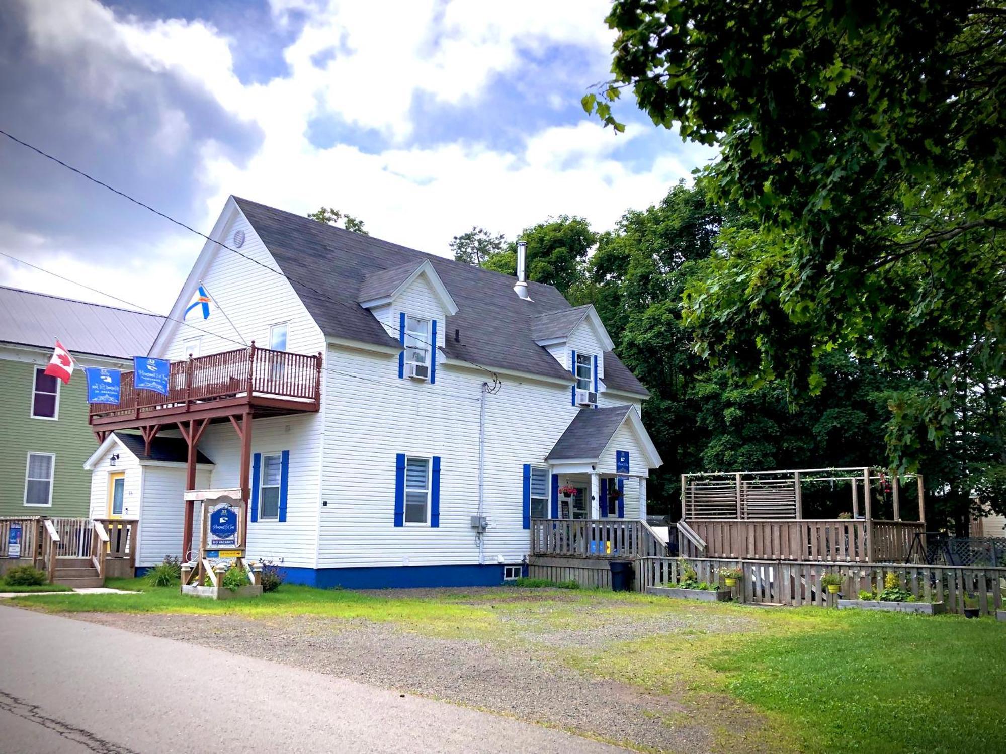 Pleasant Street Inn Parrsboro Exteriör bild